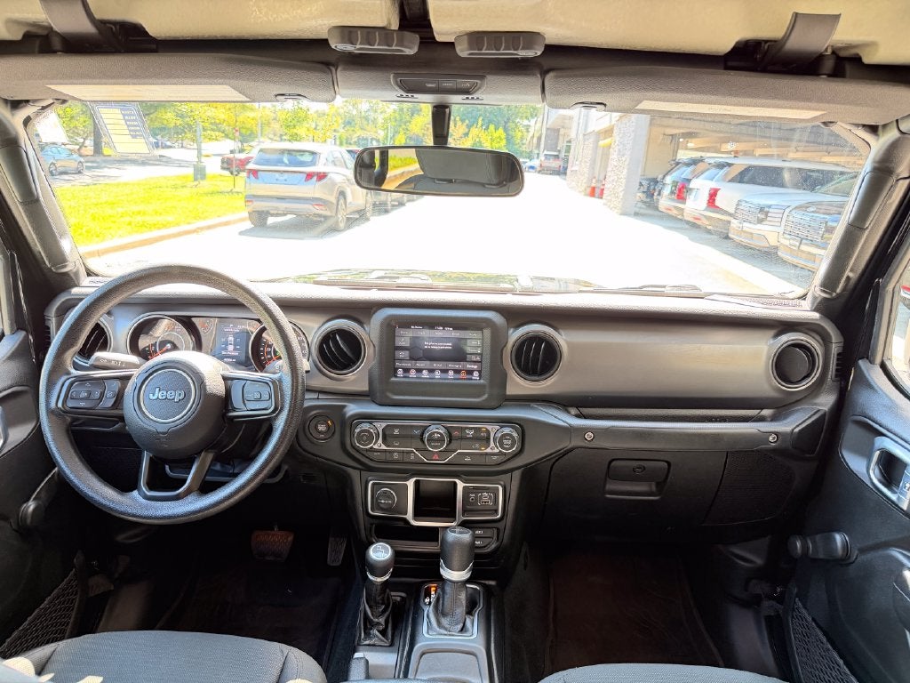 2022 Jeep Gladiator Willys
