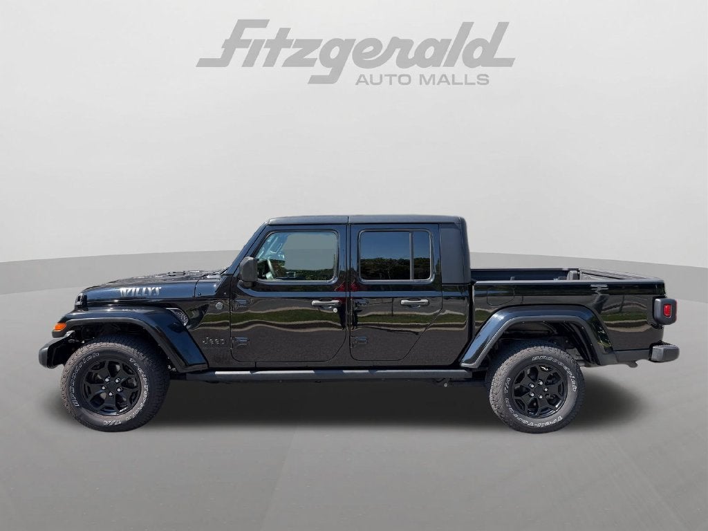 2022 Jeep Gladiator Willys