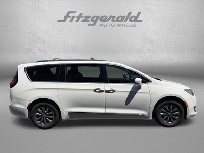 2020 Chrysler Pacifica Touring L Plus
