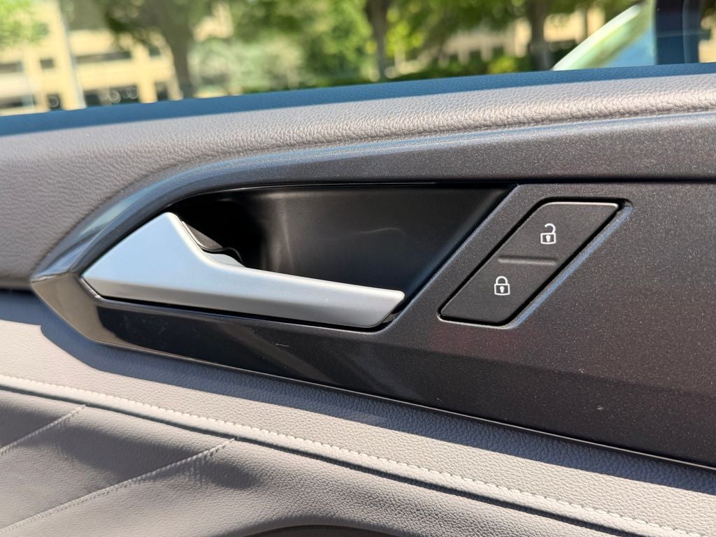 2024 Volkswagen Taos 1.5T SEL