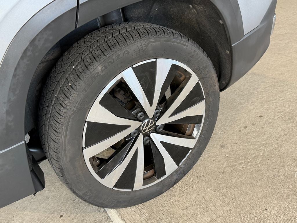 2024 Volkswagen Taos 1.5T SE