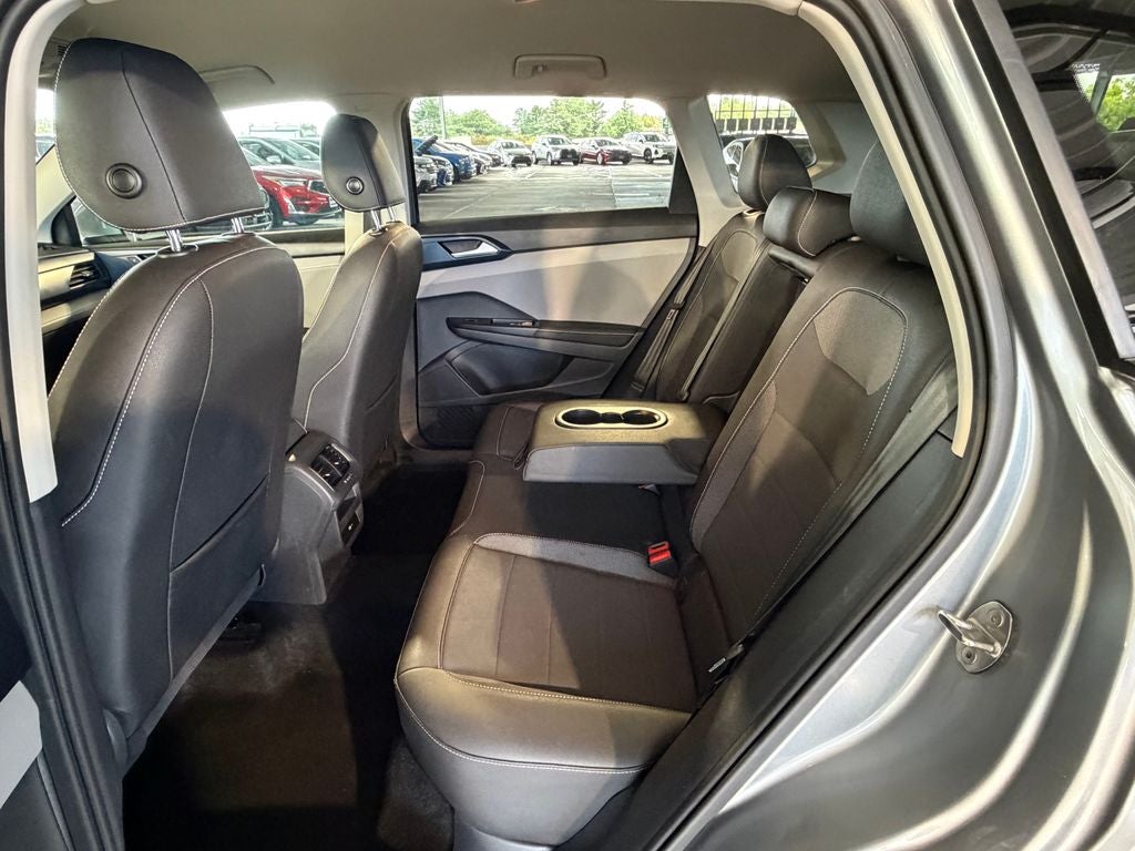 2024 Volkswagen Taos 1.5T SE
