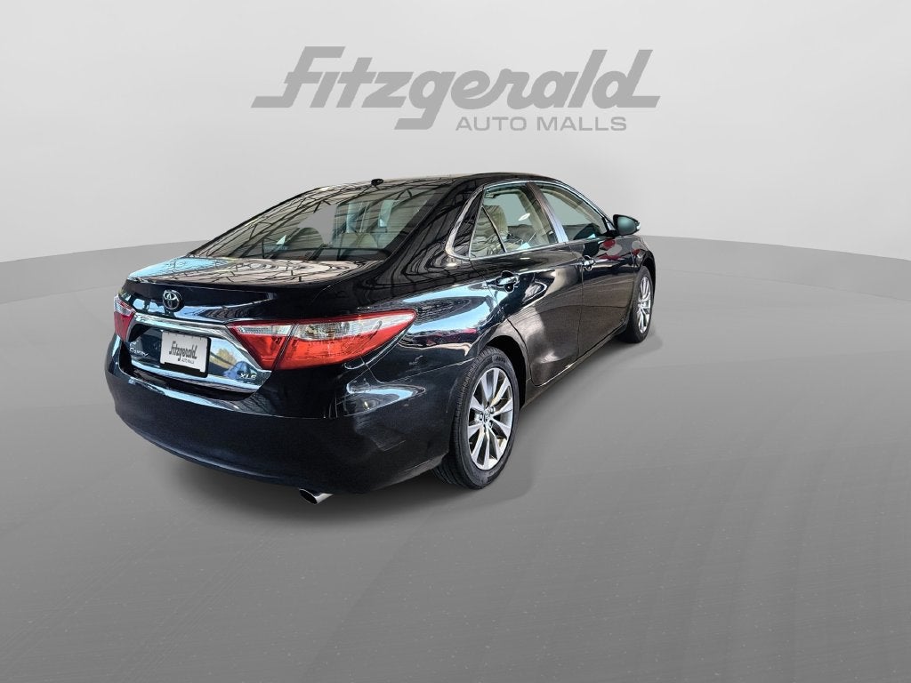 2016 Toyota Camry XLE