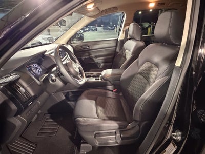2024 Nissan Pathfinder S