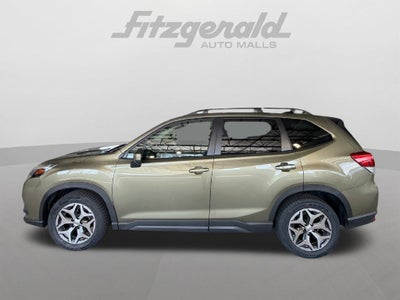 2024 Subaru Forester Premium
