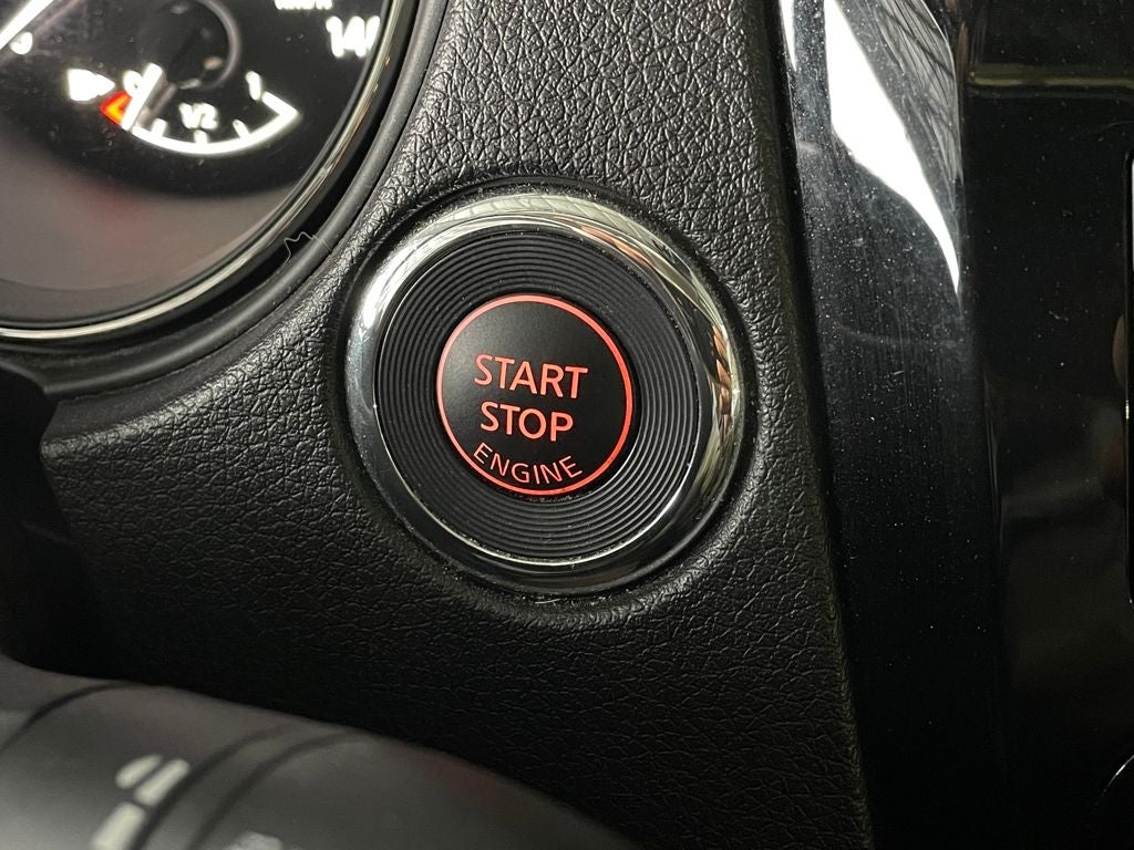 2020 Nissan Rogue Sport SV