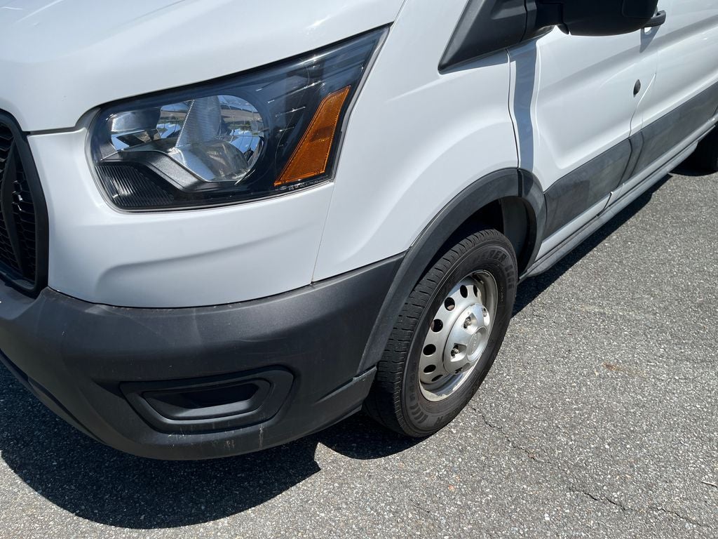 2023 Ford Transit Base
