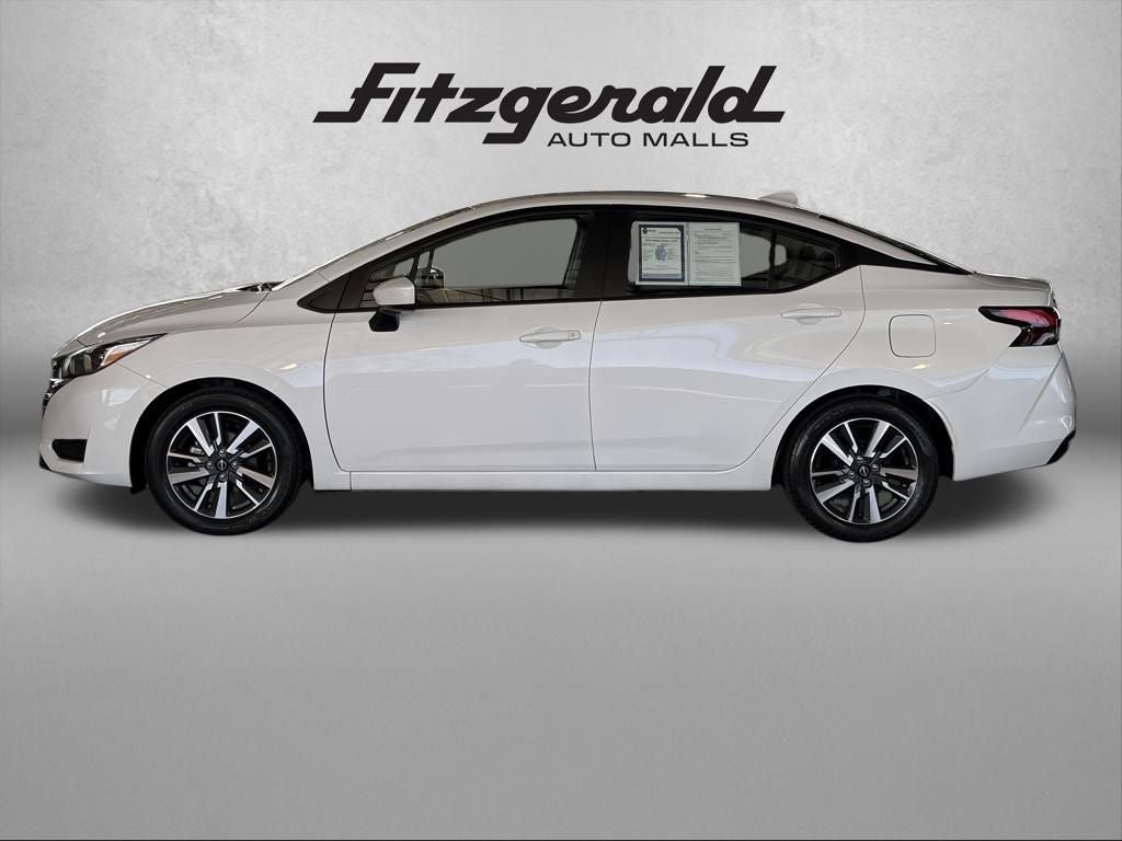 2023 Nissan Versa 1.6 SV