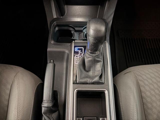 2022 Toyota TACOMA SR5 SR5