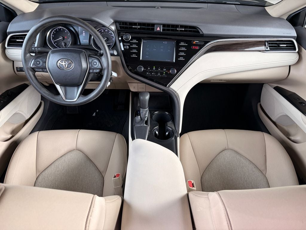 2018 Toyota CAMRY LE