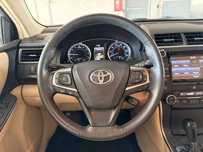 2017 Toyota CAMRY XLE