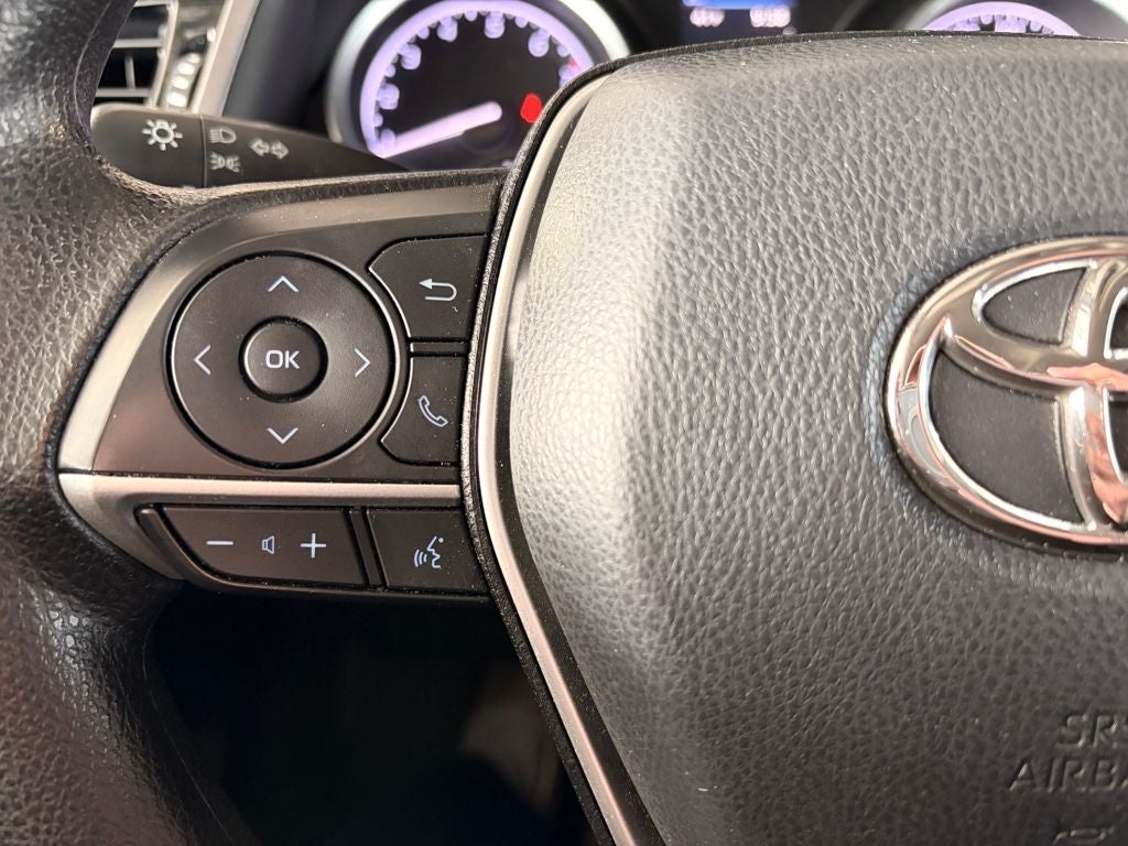 2022 Toyota CAMRY LE