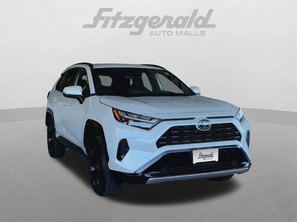 2024 Toyota RAV4 Hybrid SE