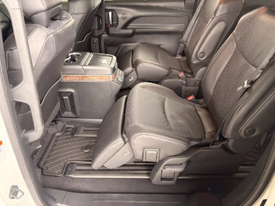 2026 Toyota Sienna Platinum 7 Passenger