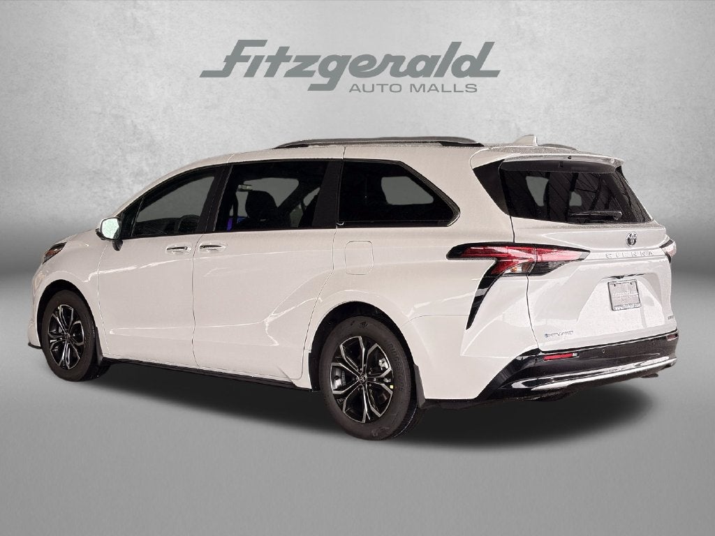 2026 Toyota Sienna Platinum 7 Passenger
