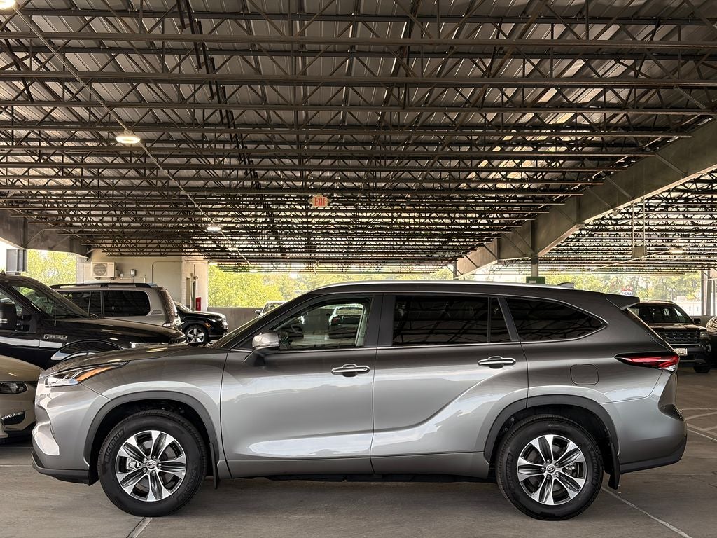 2026 Toyota Highlander XLE