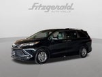 2026 Toyota Sienna XLE 8 Passenger