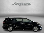 2024 Toyota SIENNA XLE XLE 8 Passenger