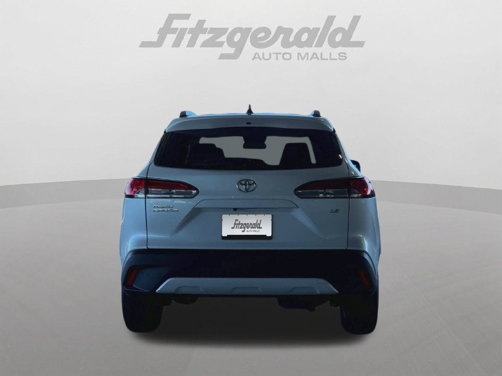 2024 Toyota Corolla Cross LE