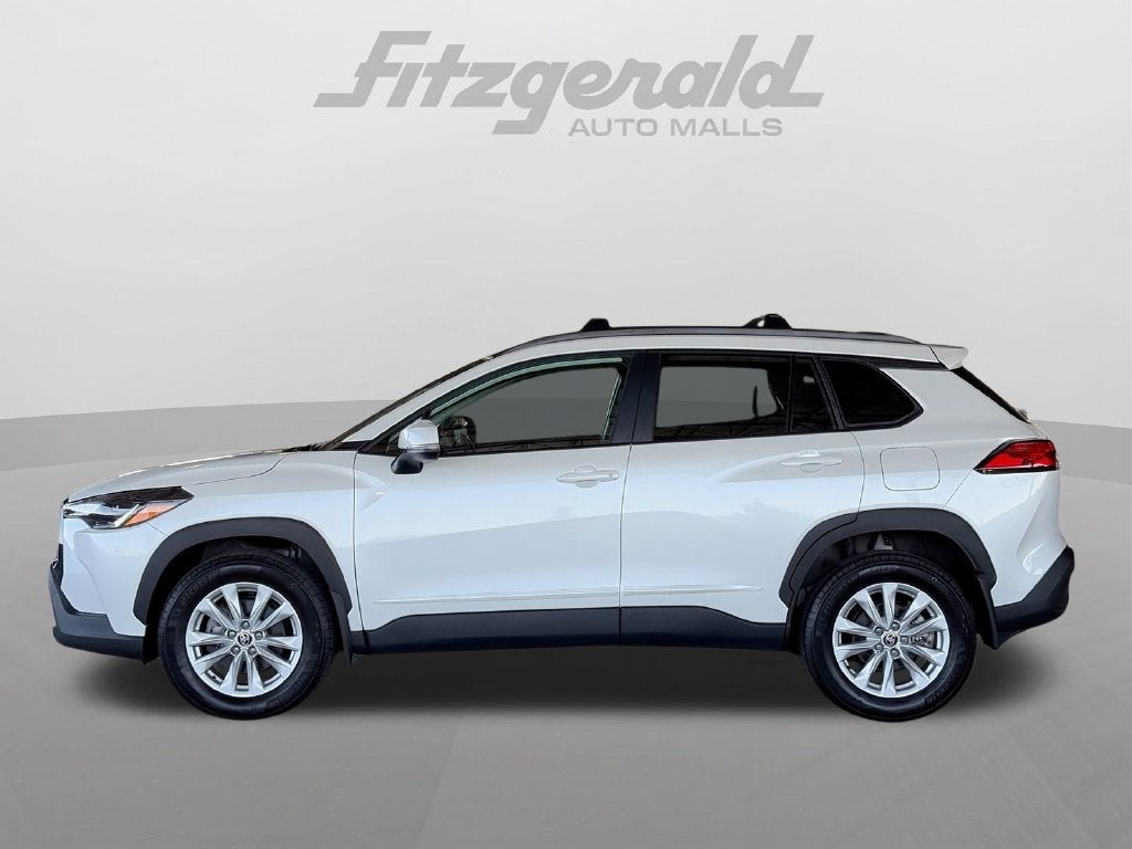 2024 Toyota Corolla Cross LE