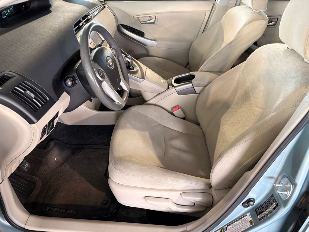 2013 Toyota PRIUS Two