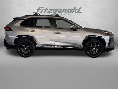 2022 Toyota RAV4 HYBRID SE