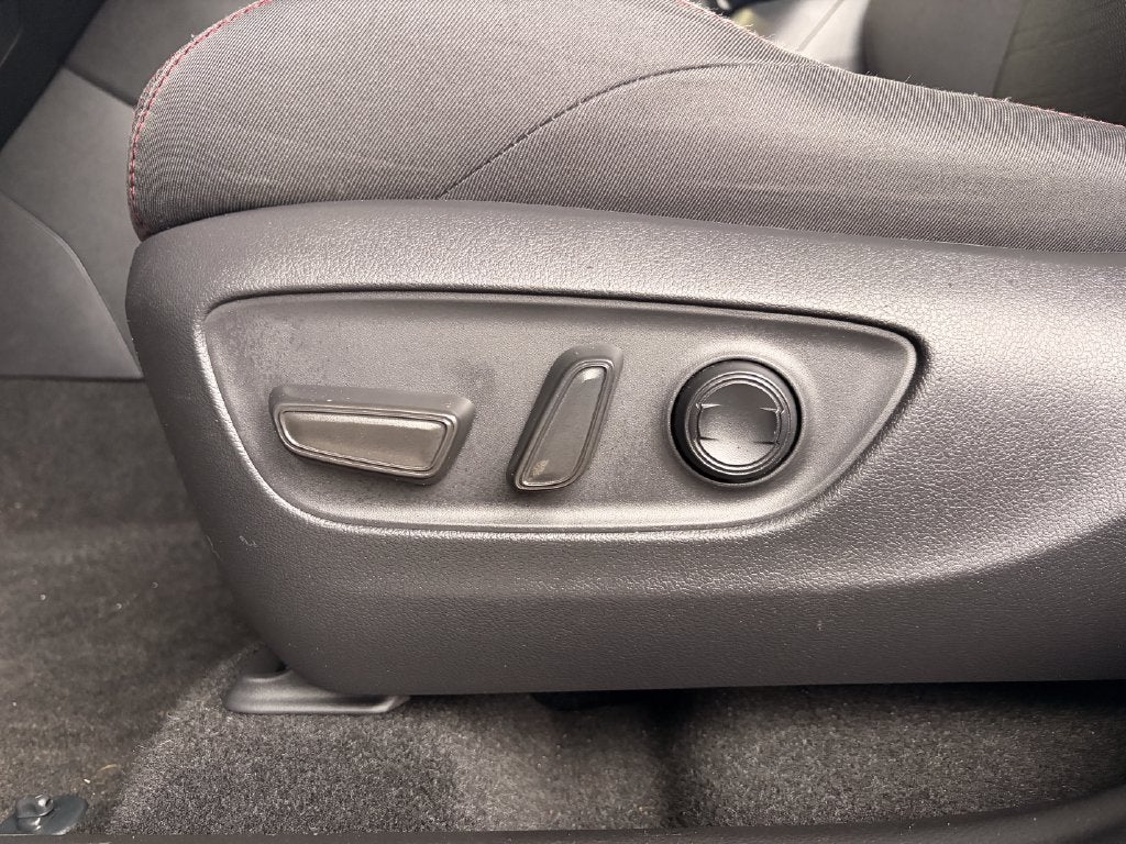 2023 Toyota RAV4 Prime SE