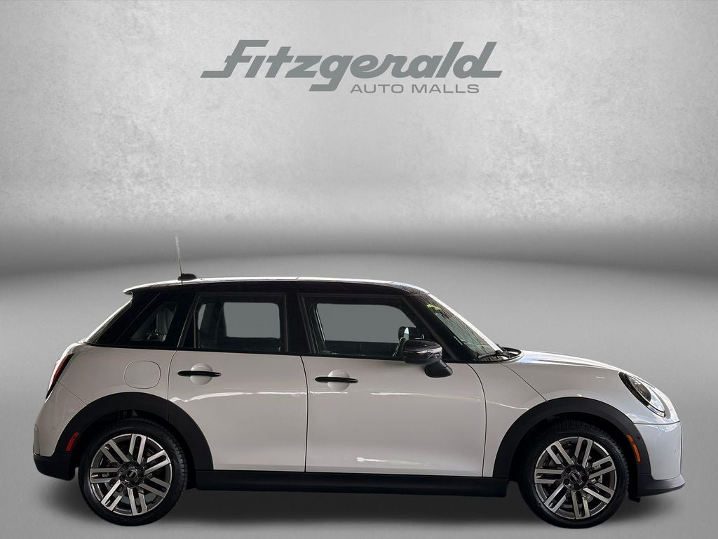 2025 MINI Hardtop Oxford Edition
