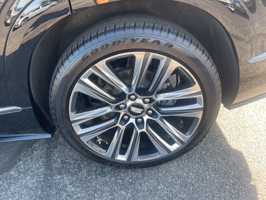 2026 Cadillac VISTIQ Platinum