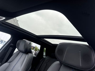 2025 Cadillac LYRIQ Luxury