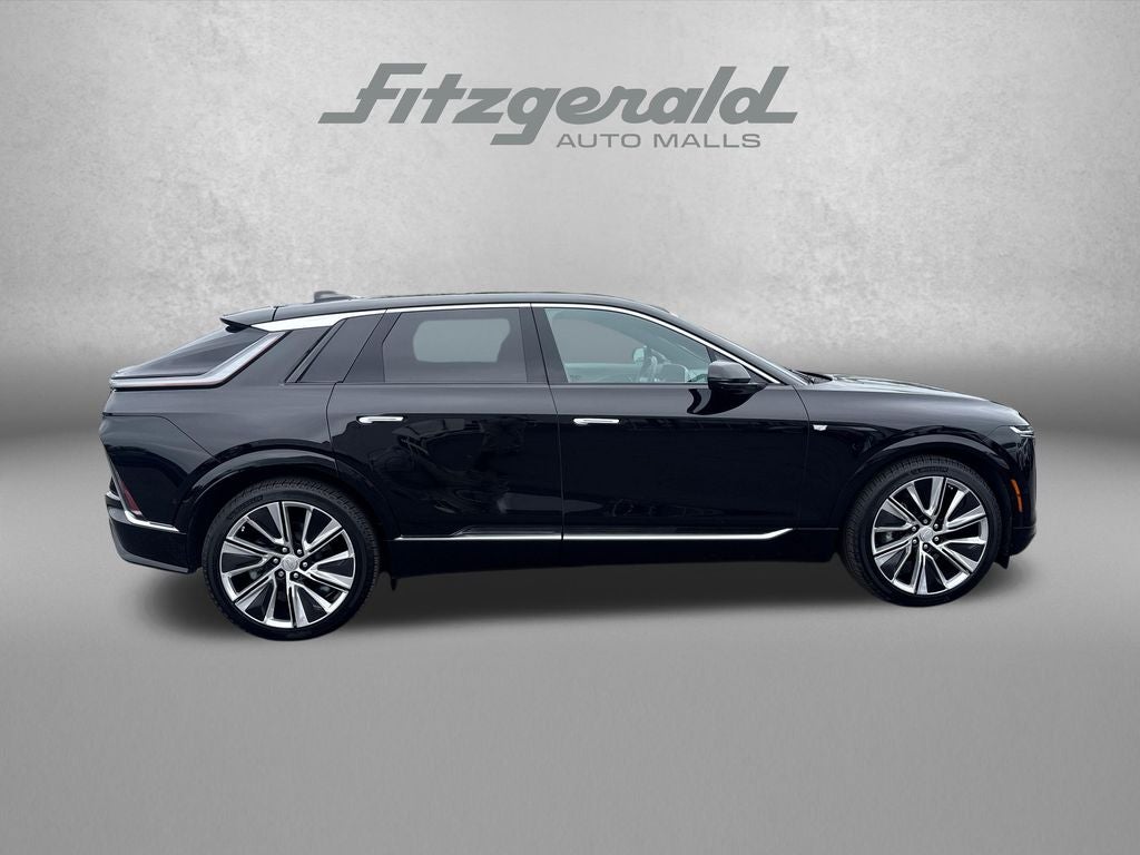 2025 Cadillac LYRIQ Luxury