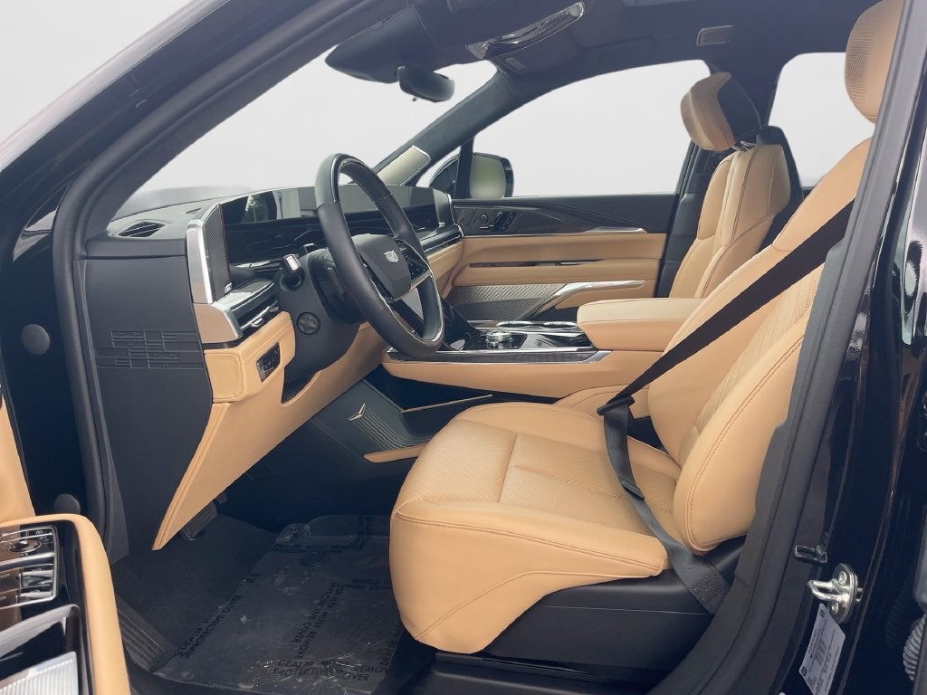 2025 Cadillac ESCALADE IQ Luxury 2