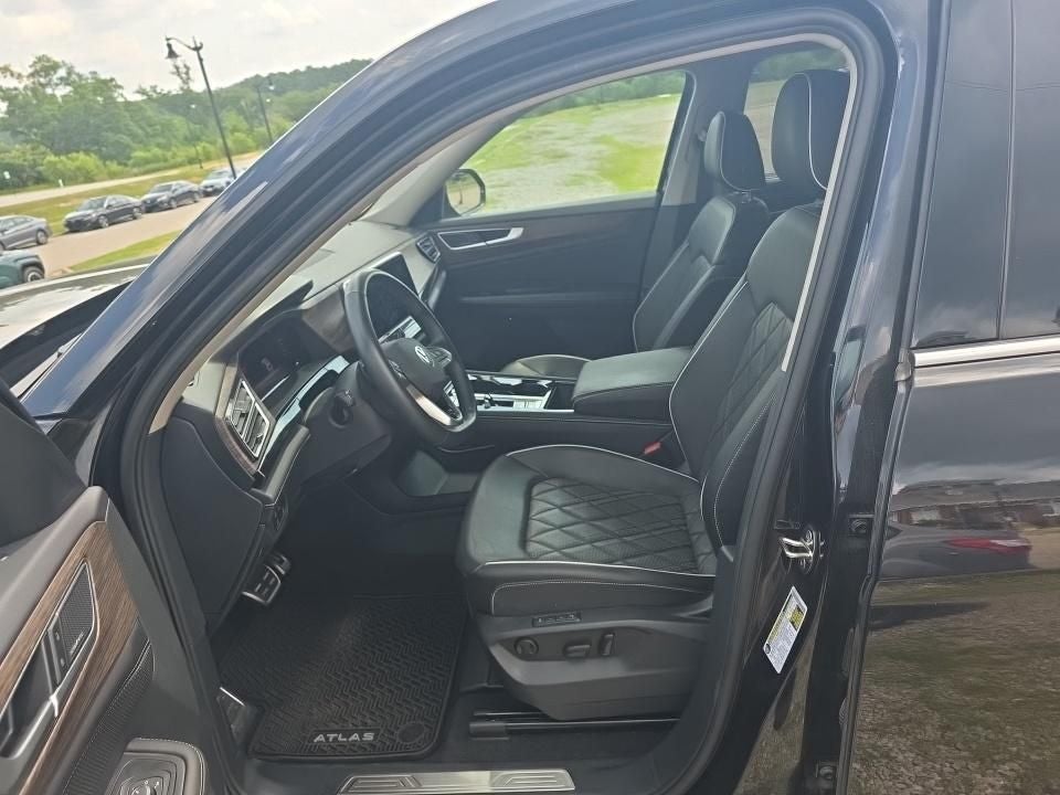 2025 Volkswagen Atlas 2.0T SEL Premium R-Line