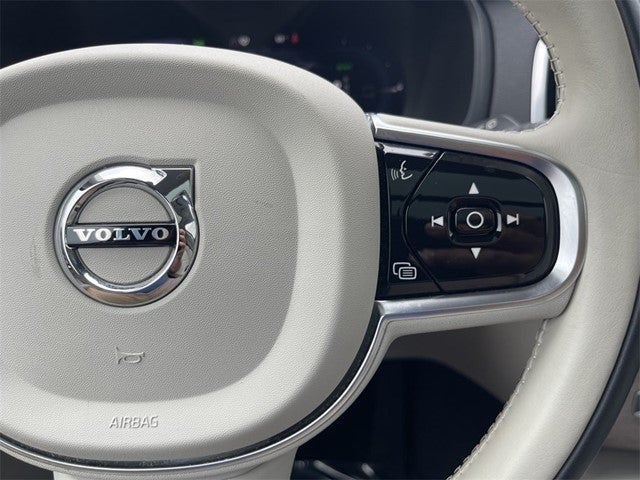 2023 Volvo XC90 Recharge Plug-In Hybrid T8 Plus Bright Theme 7 Passenger