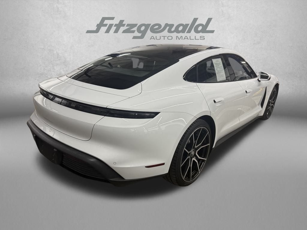 2022 Porsche Taycan Base