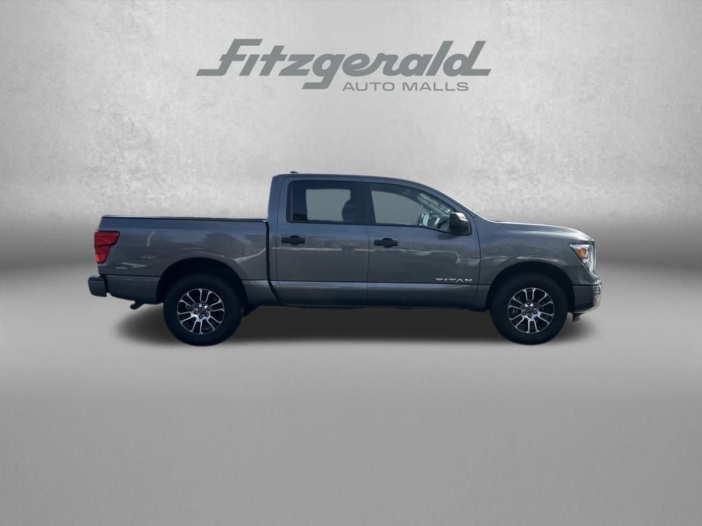 2024 Nissan Titan SV