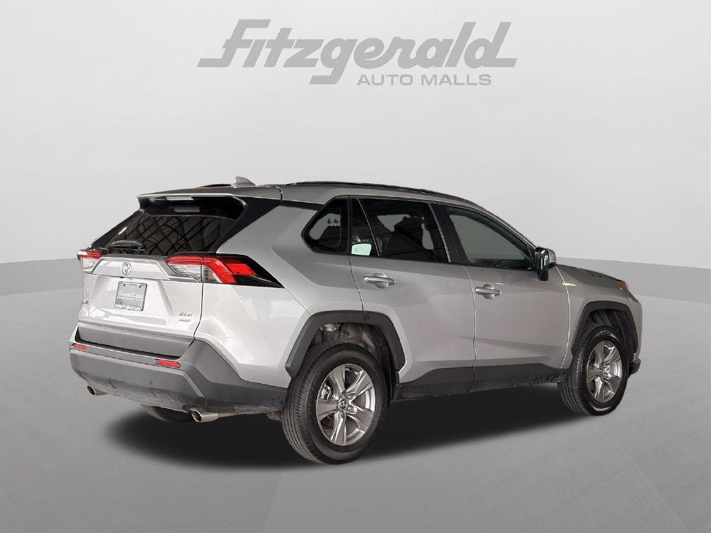 2025 Toyota RAV4 XLE
