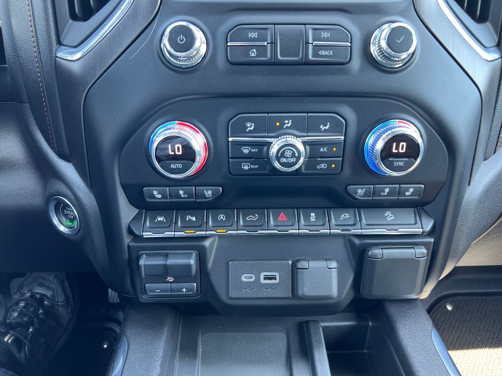 2021 GMC Sierra AT4