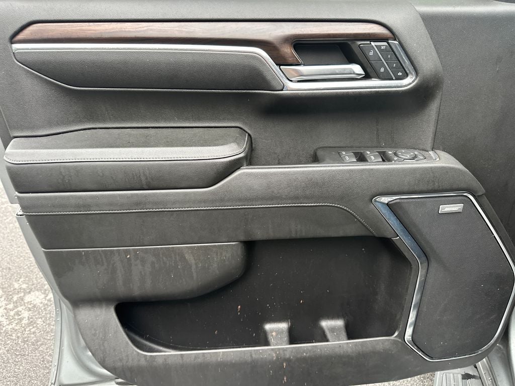 2023 GMC Sierra SLT
