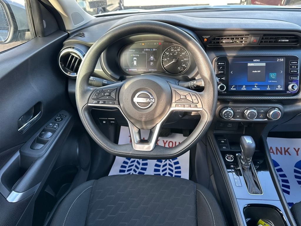 2023 Nissan Kicks SV