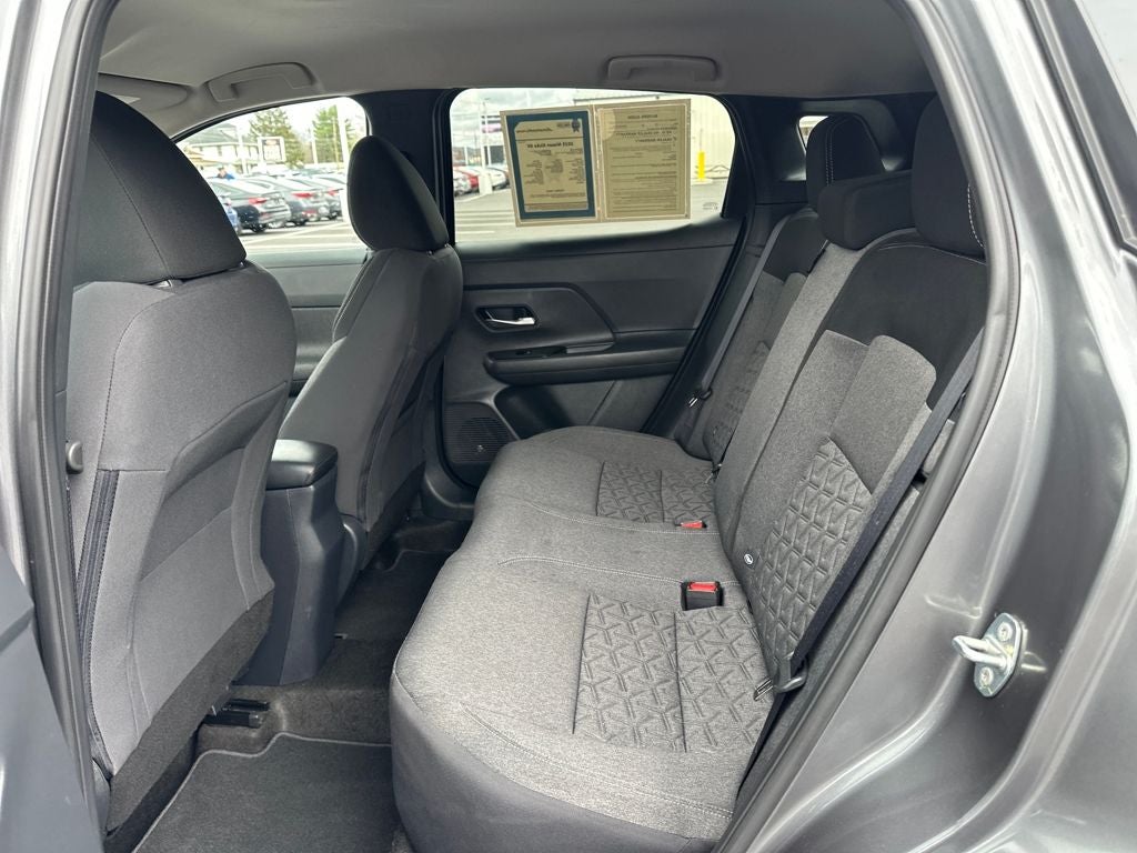 2025 Nissan Kicks MPV SV