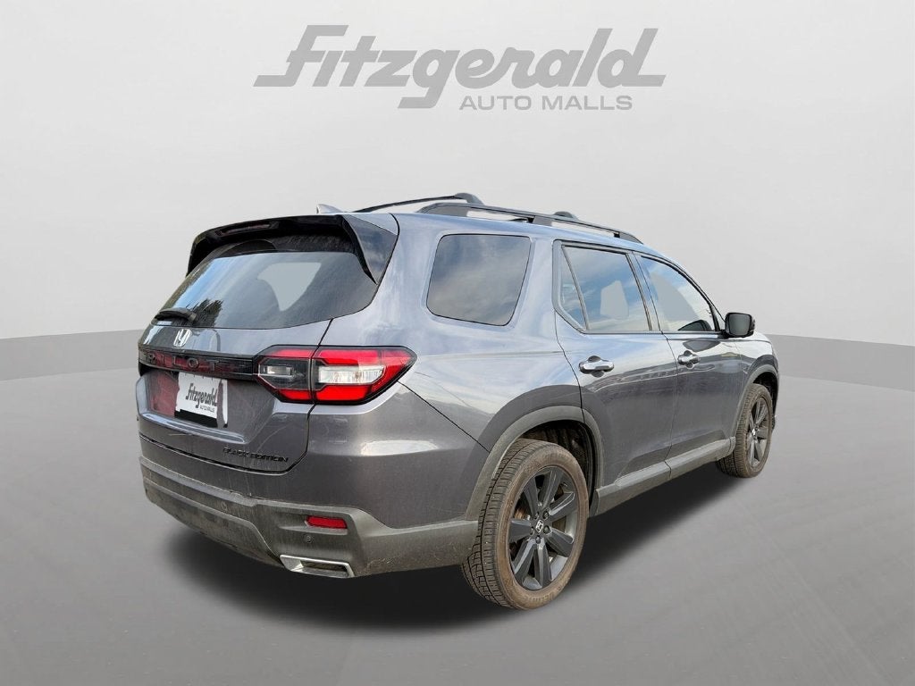 2025 Honda Pilot Black Edition