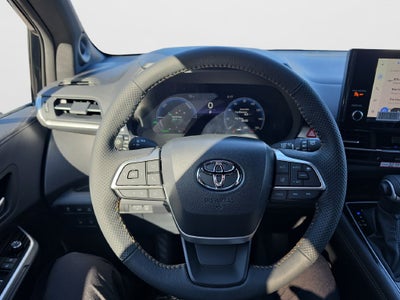 2026 Toyota Sienna Woodland Edition 7 Passenger