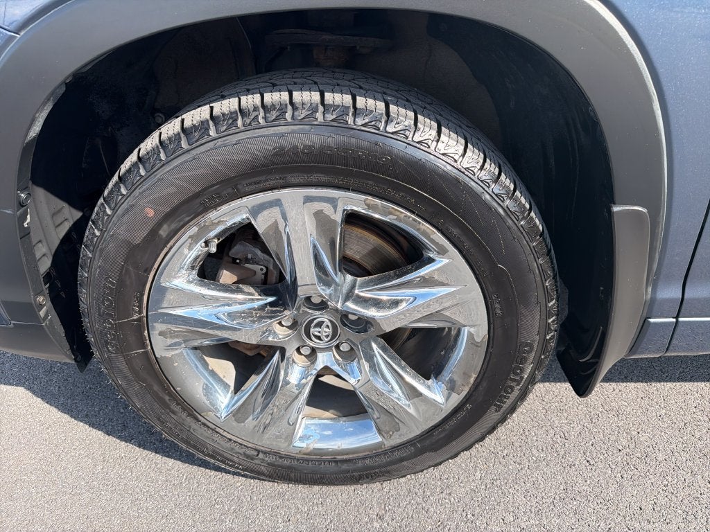 2019 Toyota Highlander Limited Platinum