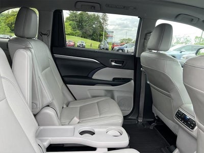 2019 Toyota Highlander Limited Platinum