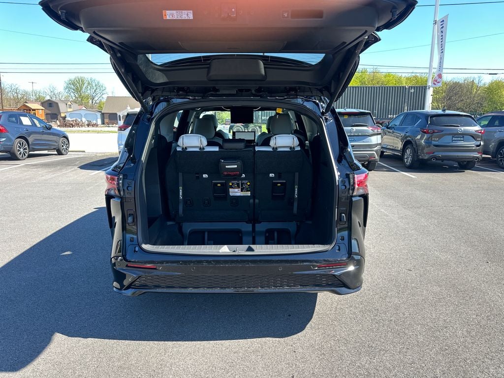 2026 Toyota SIENNA XSE AWD XSE 7 Passenger