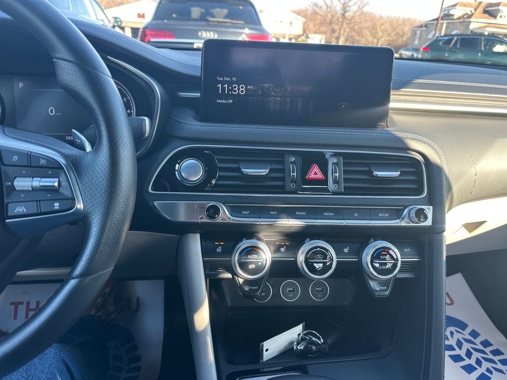 2023 Genesis G70 2.0T