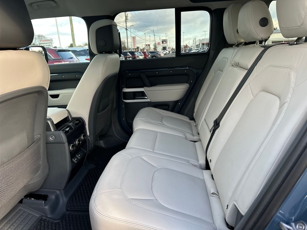 2024 Land Rover Defender 110 S