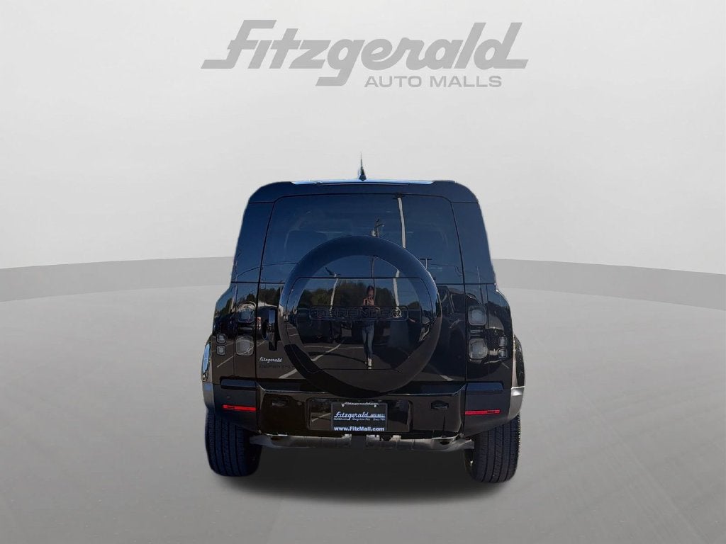 2026 Land Rover Defender S