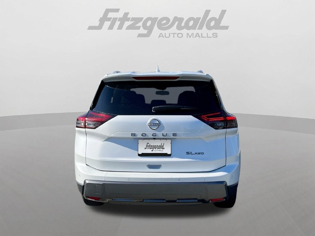 2026 Nissan Rogue SL